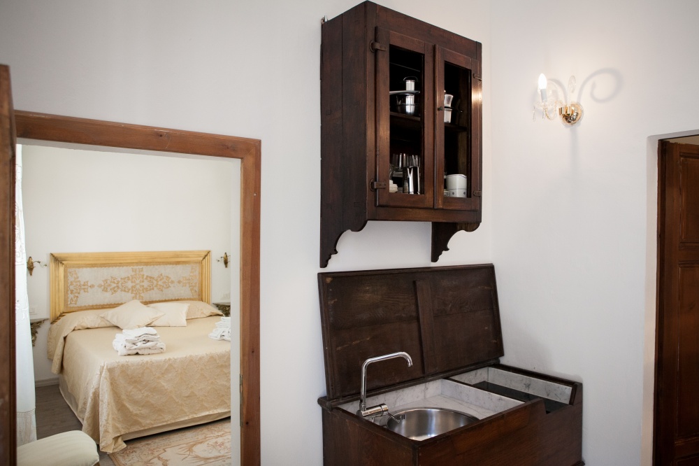 charming bed and breakfast in follonica gulf with kitchenette
