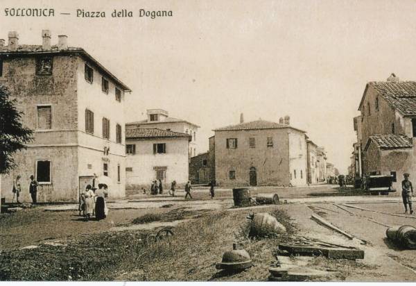 La vecchia Follonica piazza a mare